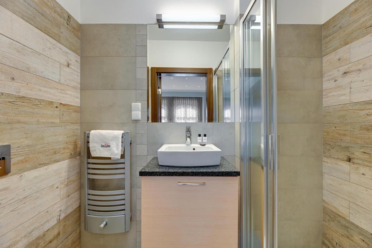 Dom & House Apartments - Old Town Tobiasz Residence Гданск Екстериор снимка
