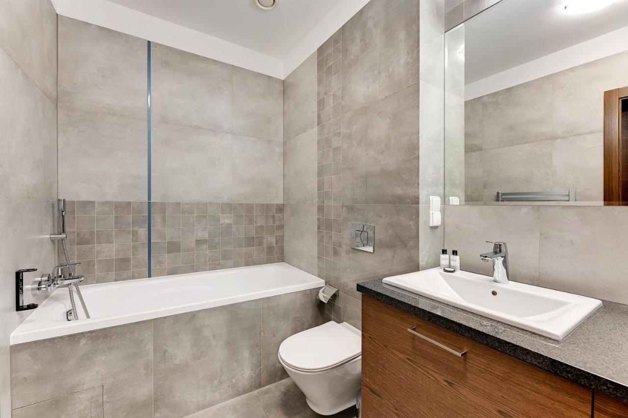 Dom & House Apartments - Old Town Tobiasz Residence Гданск Екстериор снимка