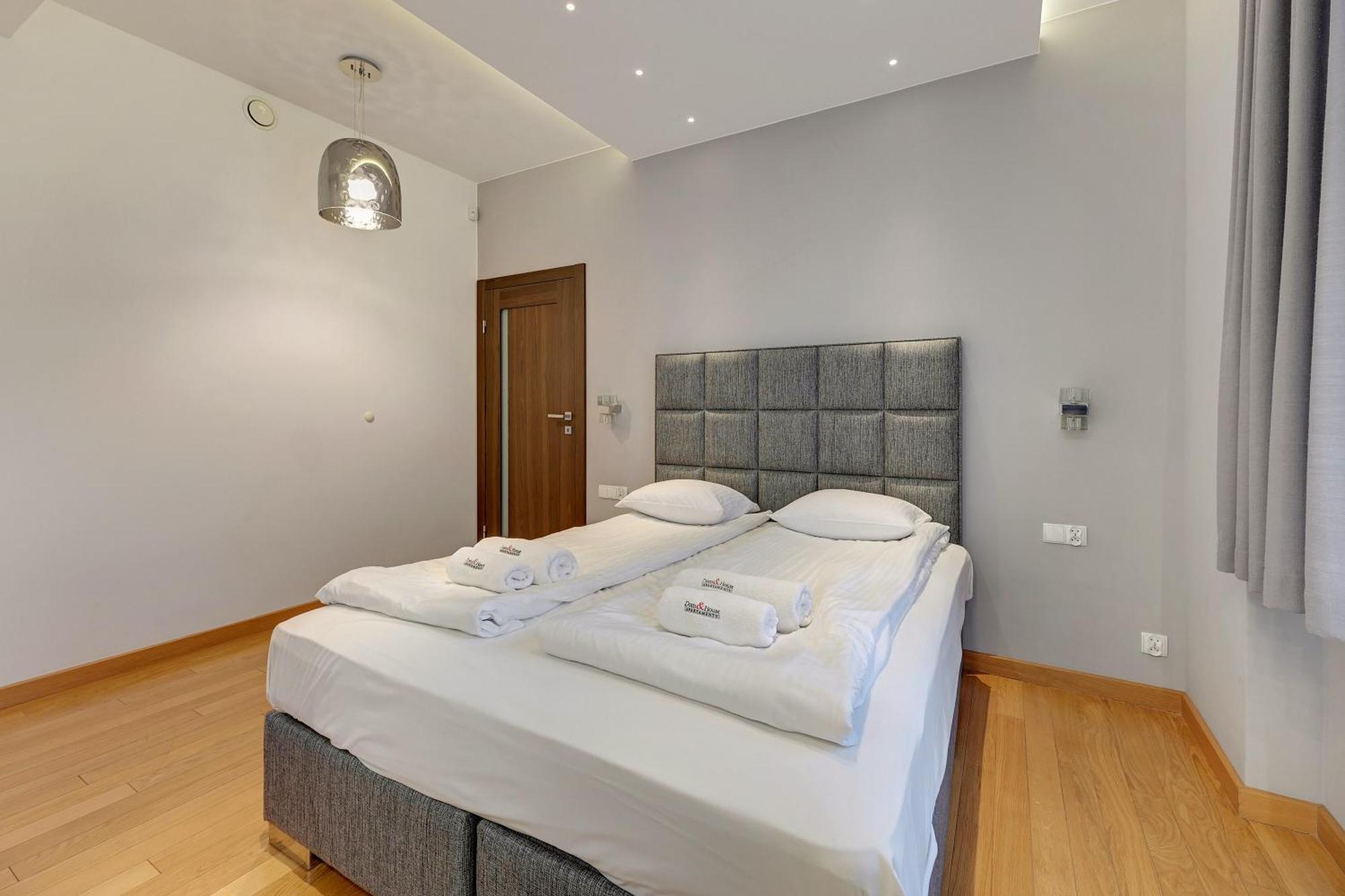 Dom & House Apartments - Old Town Tobiasz Residence Гданск Екстериор снимка