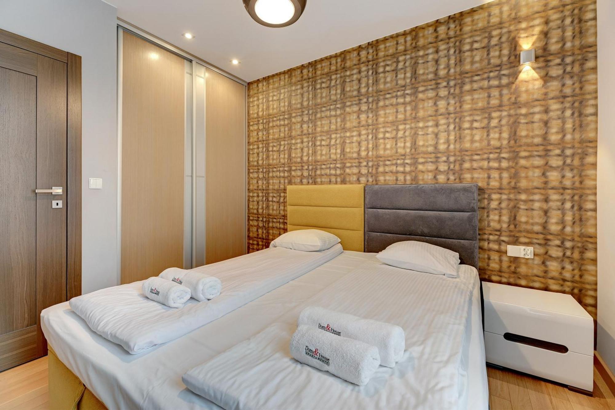 Dom & House Apartments - Old Town Tobiasz Residence Гданск Екстериор снимка
